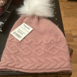 NWTO WHITE PINE pink cashmere beanie with pom